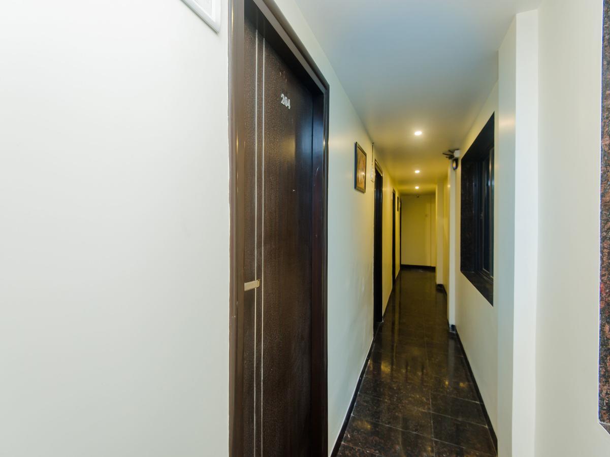 Hotel Shubham Panvel Buitenkant foto