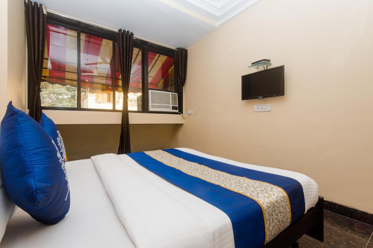 Hotel Shubham Panvel Buitenkant foto